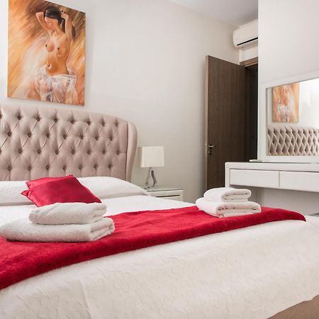 Mesogios House Suites 라르나카 외부 사진
