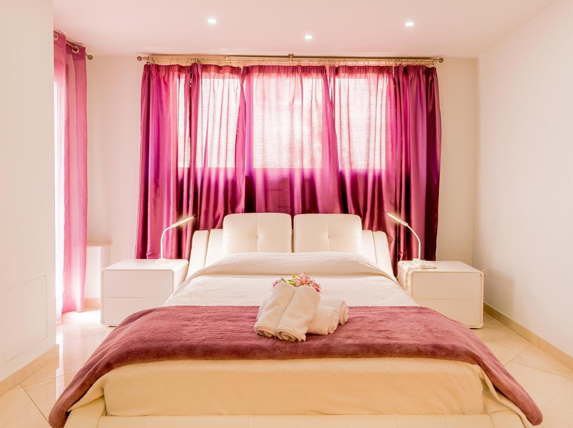Mesogios House Suites 라르나카 객실 사진