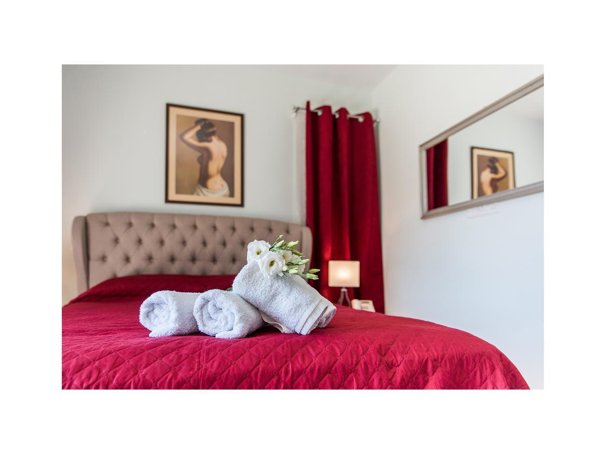 Mesogios House Suites 라르나카 외부 사진