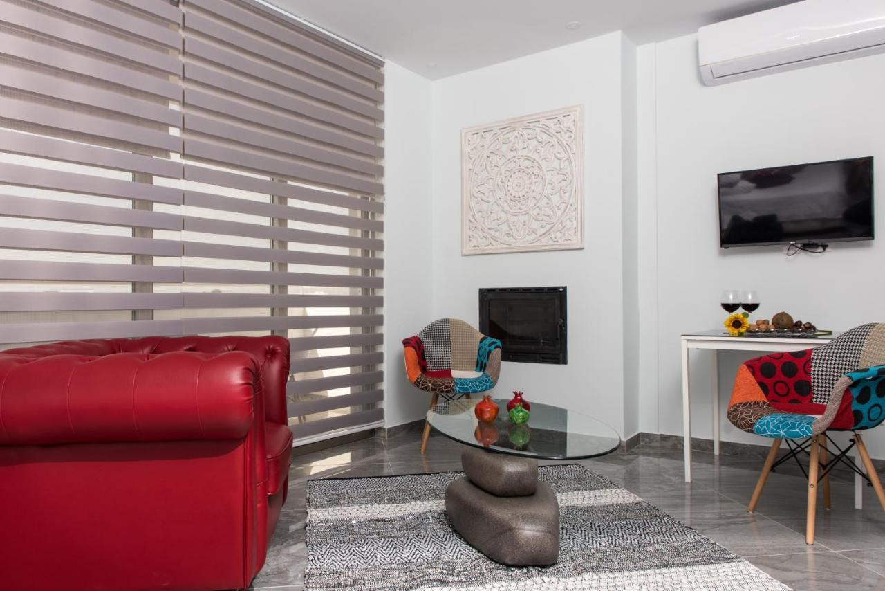 Mesogios House Suites 라르나카 외부 사진